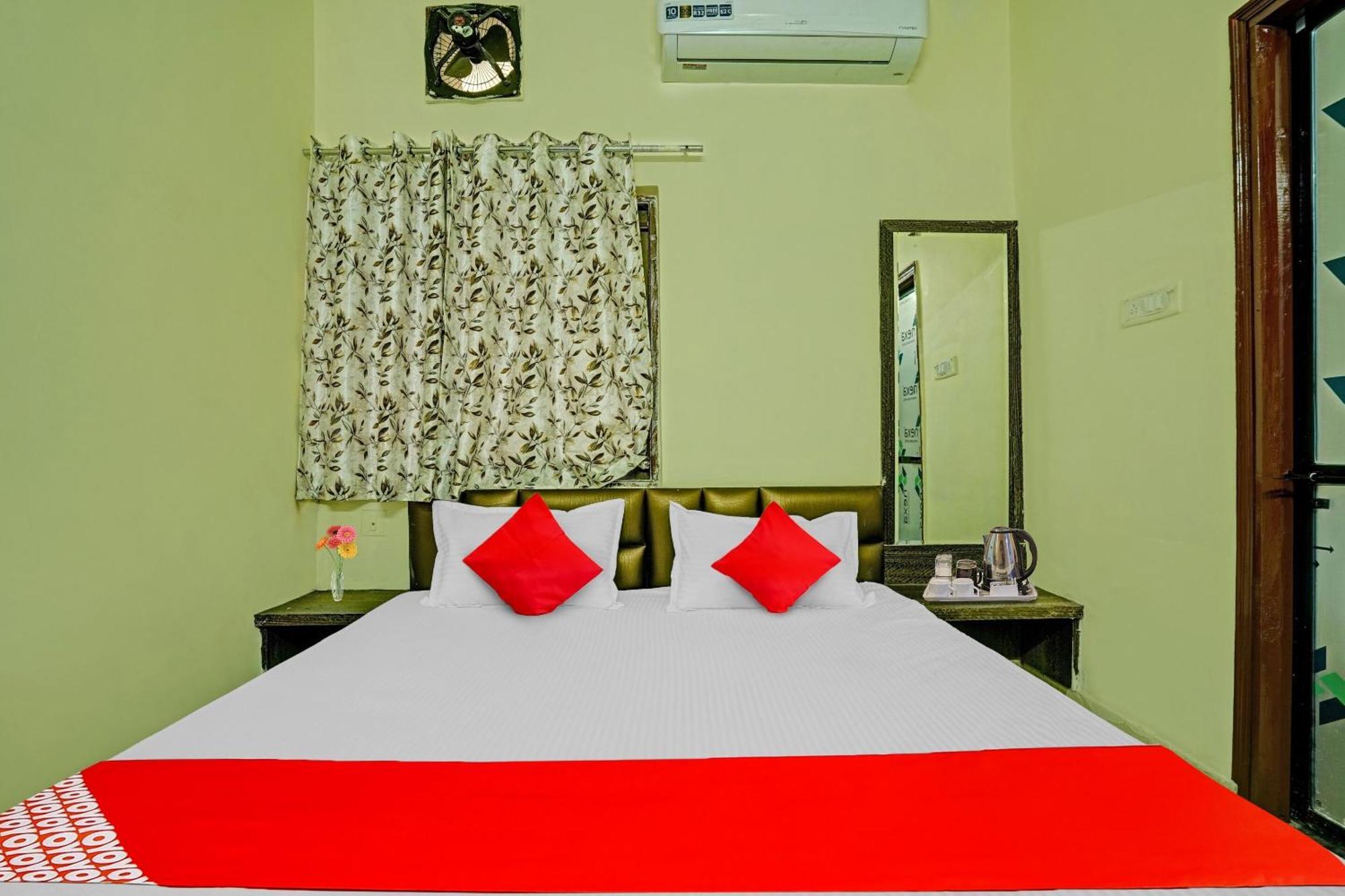 Hotel O B N Palace Raipur  Ngoại thất bức ảnh